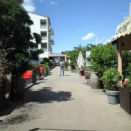 Residences Du Monde * מוריאני-פלאז'